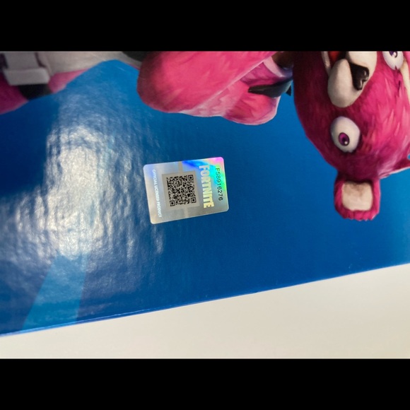 Monopoly: Fortnite Edition Board Game Inspired by Fortnite Video Game - Picture 3 of 5